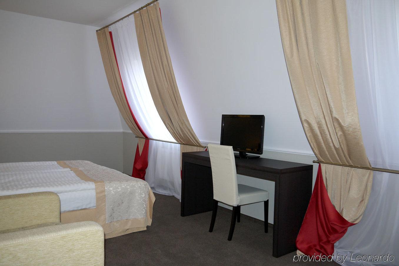 Optima Kropyvnytskyi Hotel Habitación foto